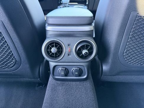 Used 2019 Kia Stinger GT2 image 31