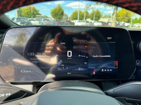 New 2026 Chevrolet Equinox EV RS FWD image 13