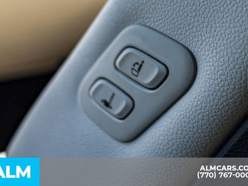 Used 2024 Genesis Electrified GV70 Advanced image 61