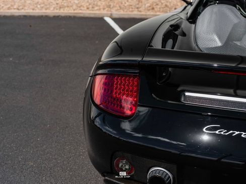 Used 2005 Porsche Carrera GT RWD image 23