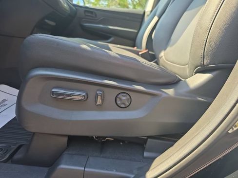 Used 2026 Honda Odyssey EX-L image 29