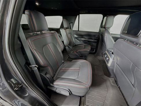 Used 2023 Ford Expedition Limited AWD/4WD image 28