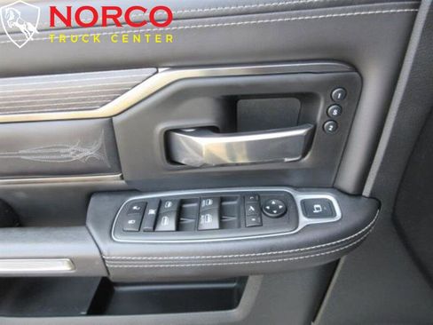 Used 2021 RAM 2500 Limited image 12