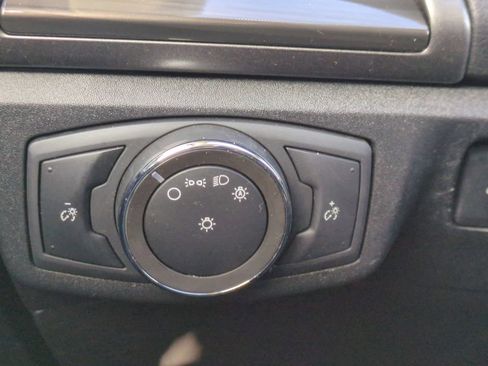 Used 2020 Ford Fusion SEL image 28