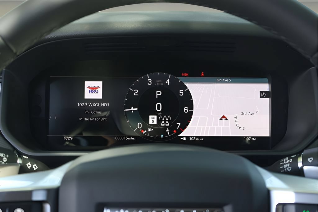 New 2026 Land Rover Discovery Dynamic SE AWD/4WD image 21