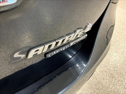 Used 2011 Hyundai Santa Fe Limited AWD/4WD image 24