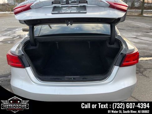 Used 2017 Nissan Maxima 3.5 SL FWD image 18