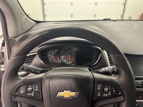 Used 2017 Chevrolet Trax LT AWD/4WD image 19