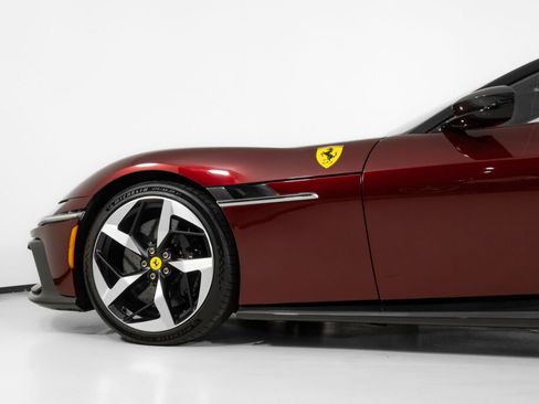 Certified 2025 Ferrari 12Cilindri RWD image 16