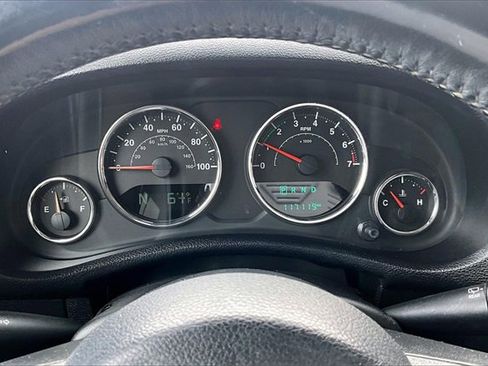 Used 2016 Jeep Wrangler Sport image 12