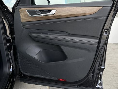 New 2026 Volkswagen Atlas SE image 17