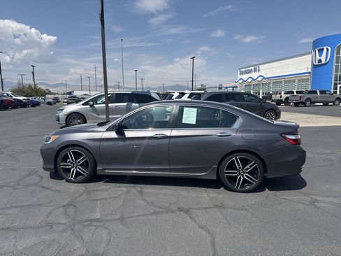Used 2017 Honda Accord Sport Special Edition image 7