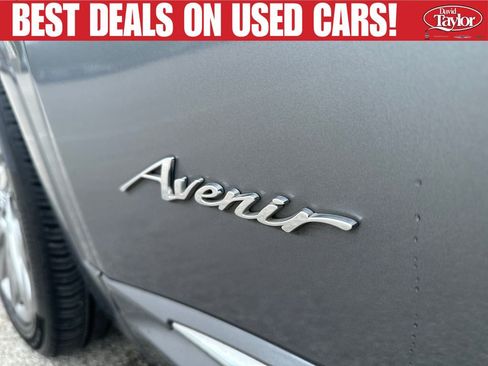 Used 2022 Buick Envision Avenir w/ Technology Package II FWD image 40