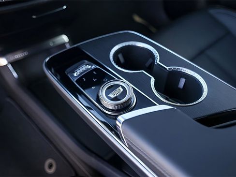 Certified 2025 Cadillac Lyriq Sport image 29