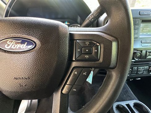 Used 2017 Ford F150 XLT w/ Trailer Tow Package RWD image 19