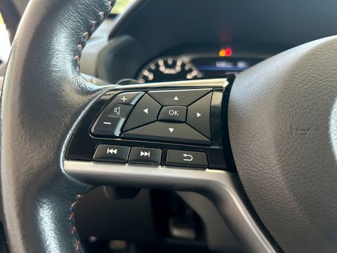 Used 2024 Nissan Altima 2.5 SR FWD image 17