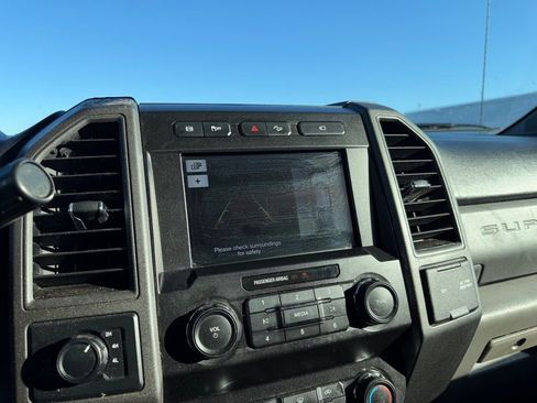 Used 2019 Ford F250 XL w/ STX Appearance Package image 24