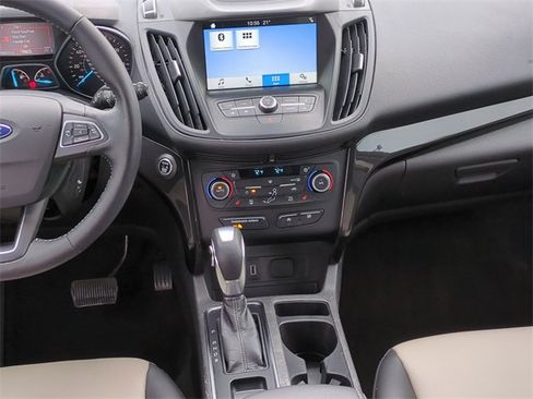 Used 2019 Ford Escape SEL image 13