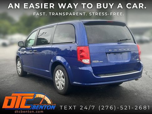 Used 2019 Dodge Grand Caravan SE w/ UConnect Hands-Free Group FWD image 5