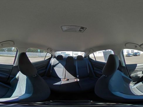 Used 2025 Nissan Versa SV FWD image 40