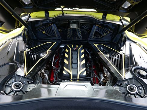 Used 2021 Chevrolet Corvette Stingray Preferred Cpe w/ Z51 Performance Package image 50