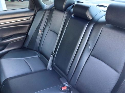 Used 2022 Honda Accord Sport image 22