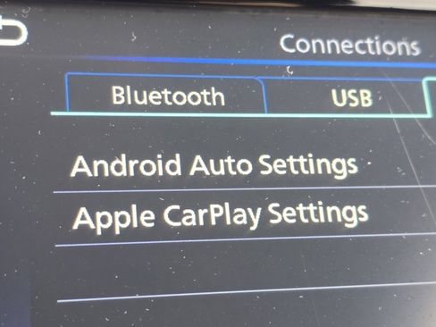 Used 2024 Nissan Kicks S image 4