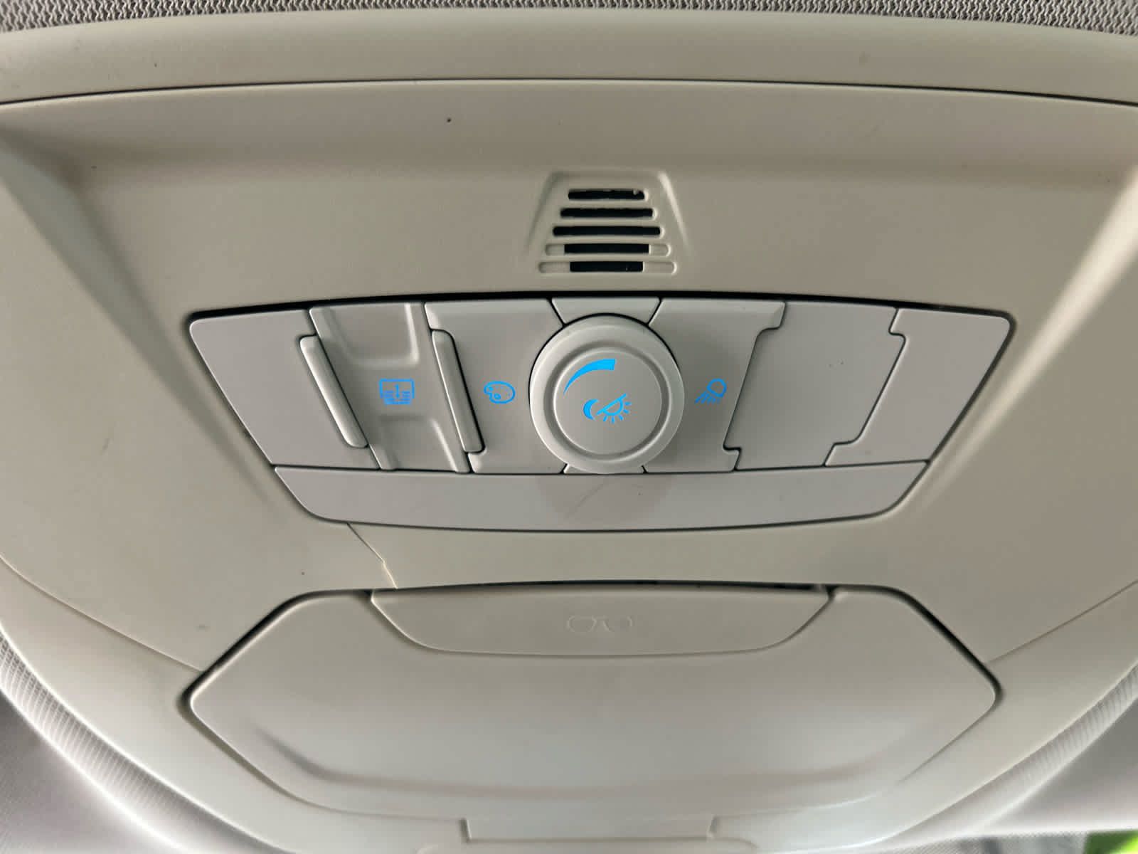 Used 2013 Ford C-MAX SEL FWD image 6