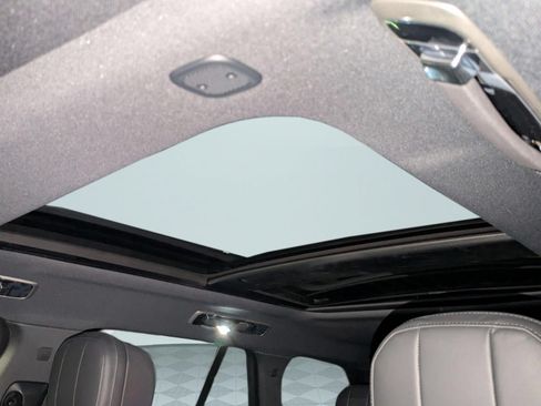 New 2026 Land Rover Range Rover SE AWD/4WD image 24