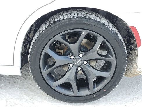 Used 2023 Chrysler 300 Touring L w/ Popular Equipment Group image 36