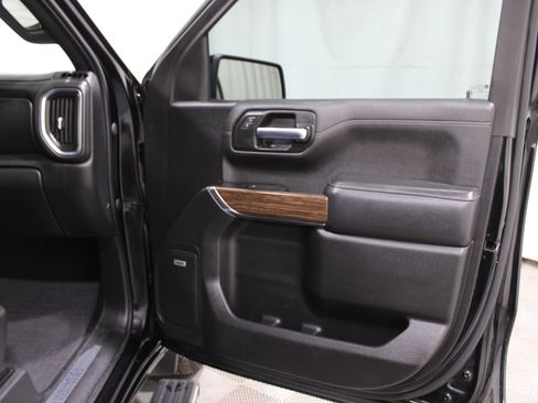 Used 2020 Chevrolet Silverado 1500 High Country image 27