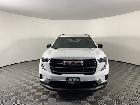 Used 2025 GMC Acadia Elevation image 4