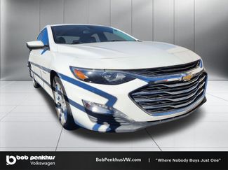 Used 2019 Chevrolet Malibu LT video 1