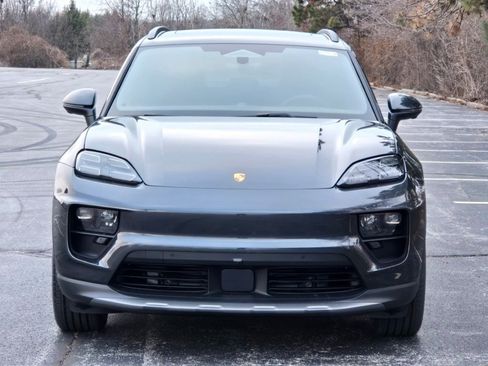 New 2025 Porsche Macan 4S Electric image 7