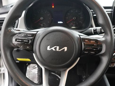 Used 2022 Kia Rio S FWD image 12