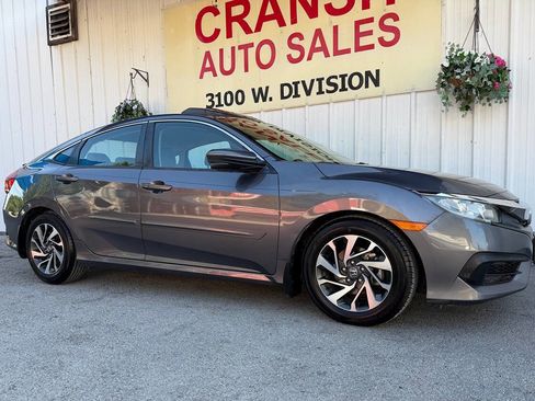 Used 2016 Honda Civic EX image 2