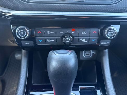 Used 2025 Jeep Compass Trailhawk AWD/4WD image 20