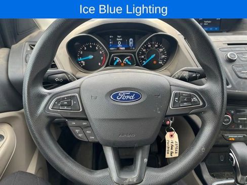 Certified 2018 Ford Escape SE FWD image 8
