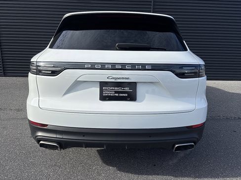 Certified 2022 Porsche Cayenne image 7
