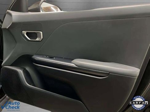 Used 2025 Kia K4 LX image 71