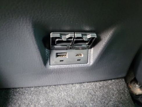 Used 2025 Toyota Camry SE w/ Multimedia Upgrade Package FWD image 14