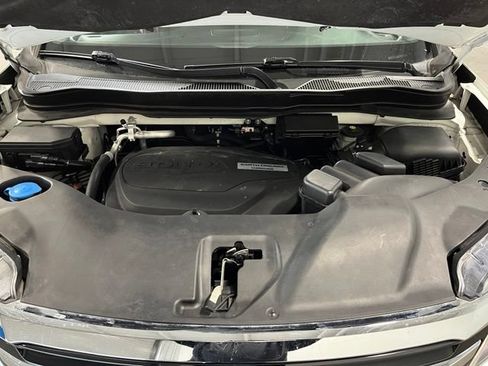Used 2017 Honda Pilot Elite image 7