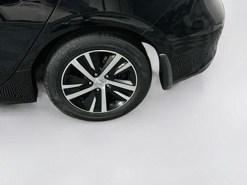 Used 2024 Honda Civic LX image 11