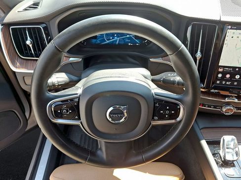 Certified 2024 Volvo XC60 B5 Ultimate w/ Protection Package Premier AWD/4WD image 22