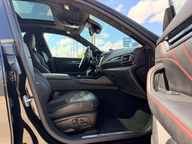 Used 2019 Maserati Levante S GranSport AWD/4WD image 9