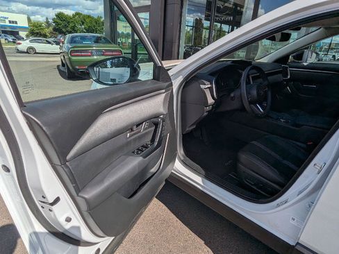 Used 2026 MAZDA CX-50 2.5 Hybrid w/ Preferred Pkg AWD/4WD image 17