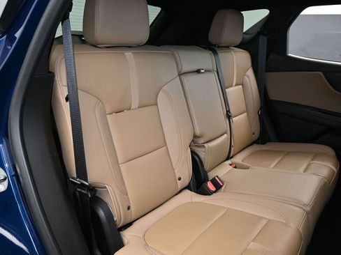 Used 2023 Chevrolet Blazer Premier image 39