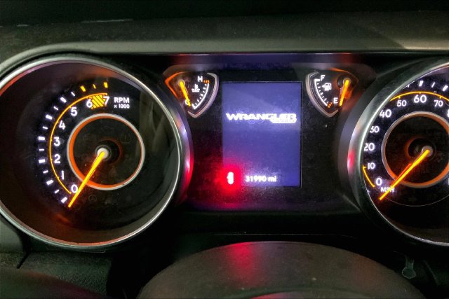 Used 2023 Jeep Wrangler Unlimited Sport AWD/4WD image 9