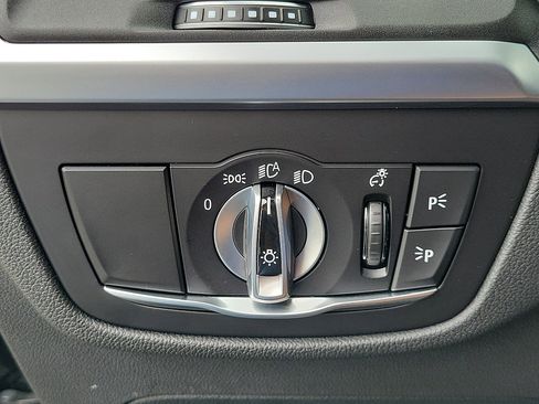 Used 2024 BMW X3 sDrive30i w/ Convenience Package RWD image 24