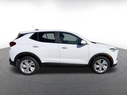Used 2025 Buick Encore GX Preferred FWD image 16